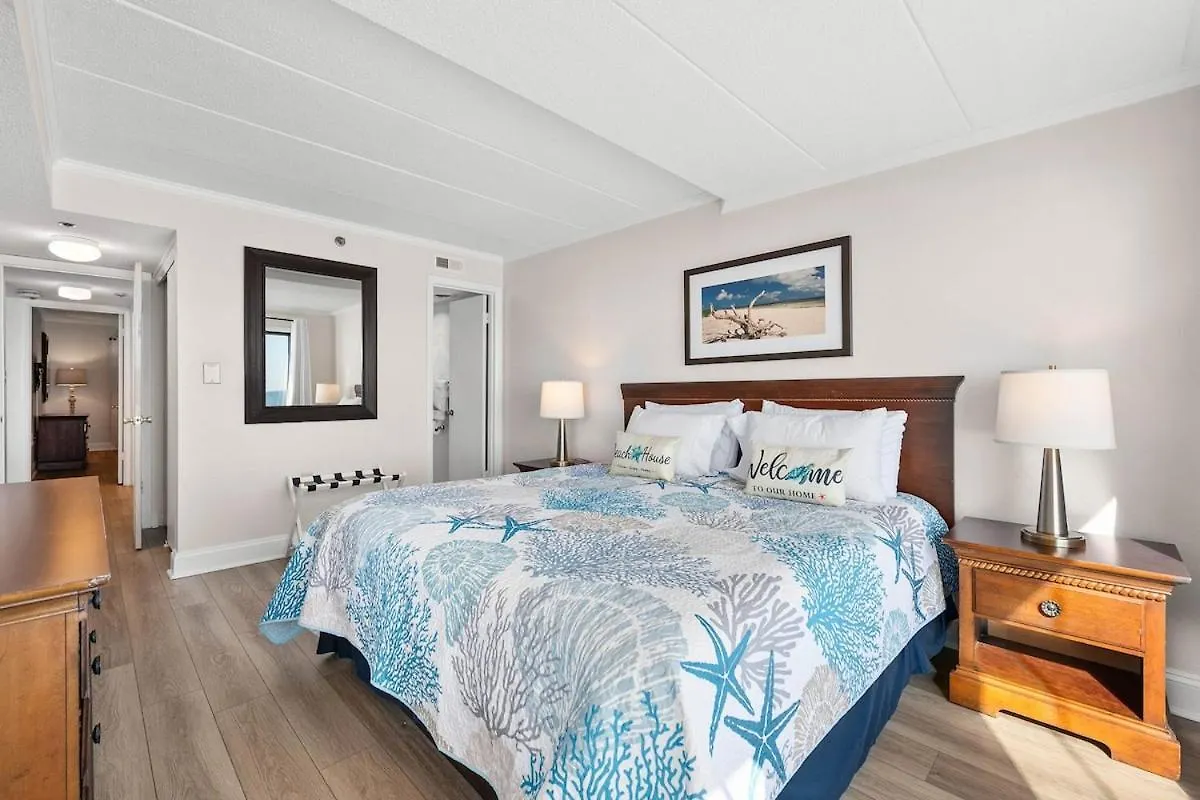 Marigot Beach 511 - Beachfront Paradise Ocean City Holiday home